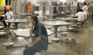 Nhà tù tư nhân Mỹ chuẩn bị cho sóng trục xuất của ông Trump Nhà tù tư nhân Mỹ chuẩn bị cho sóng trục xuất của ông Trump